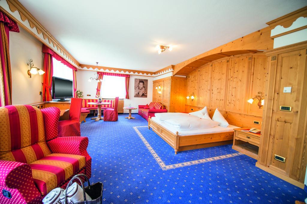 Hotel Plunhof Ridanna Exterior foto